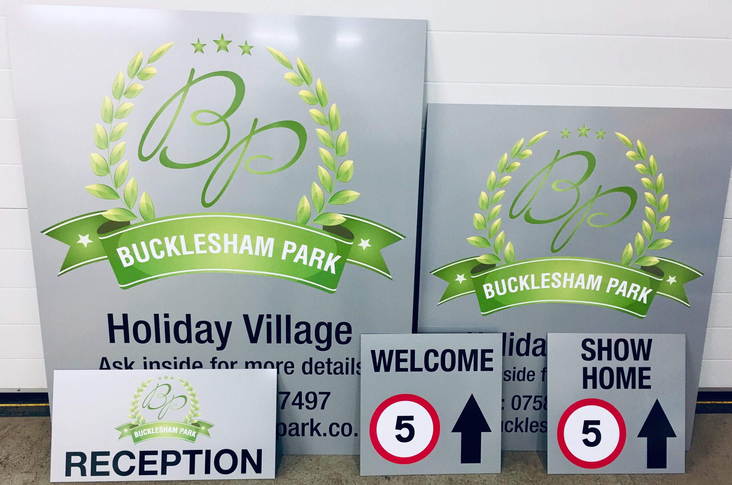 Bucklesham Park Signs