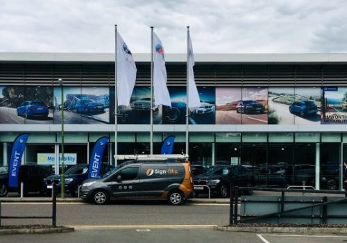 Barons BMW Borehamwood